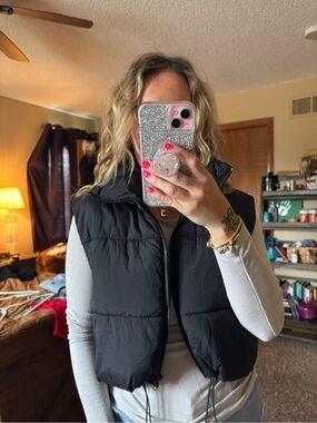 Black Puffer Vest - Cropped Quilted Style